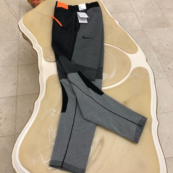 Nike Sportswear Tech Pack Men's Pants - Picture 7 of 8